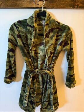 Joe Fresh Kids Camo Plush Robe in Green and Brown